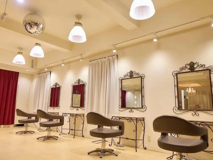 GLAMOROUSの内観・外観2