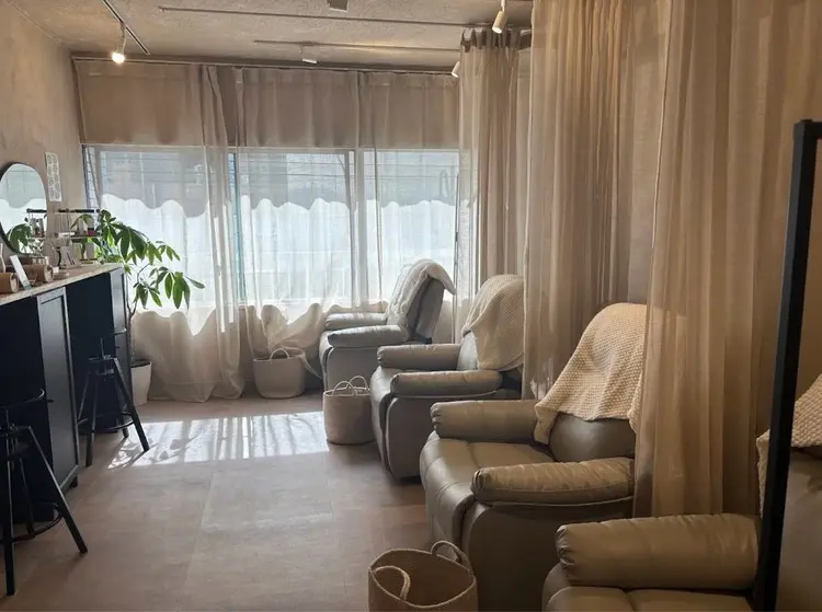 she2新宿の内観・外観1