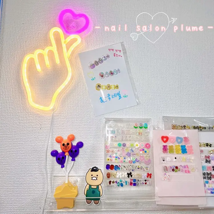 nail salon plumeの内観・外観3