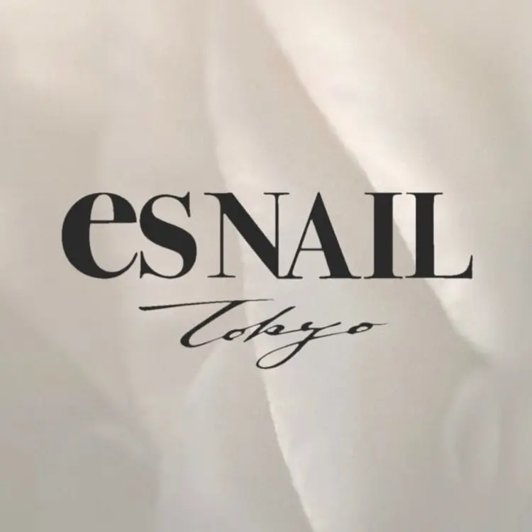 esNAIL新宿西口店の内観・外観1