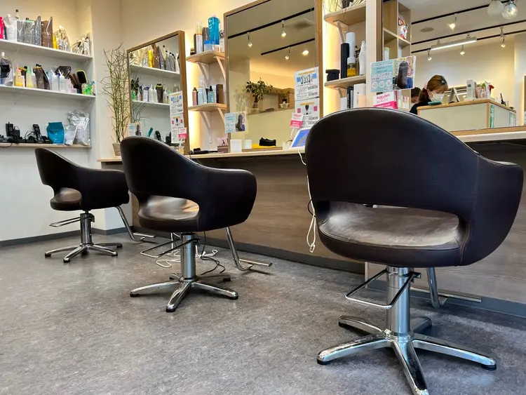 ANSA hair 長岡天神店の内観・外観2