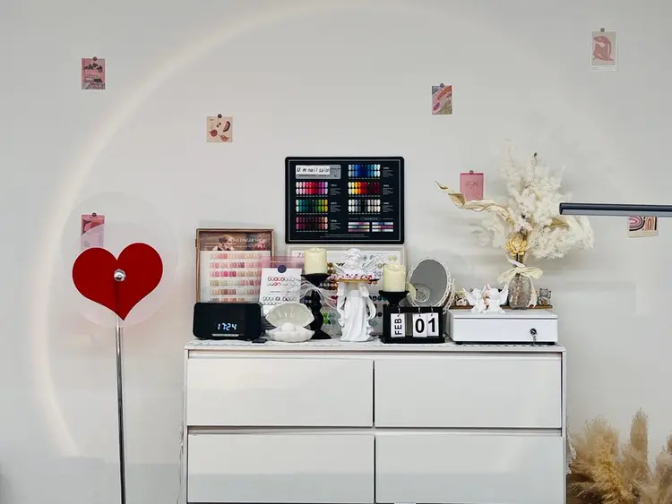 U.m nail salonの内観・外観2