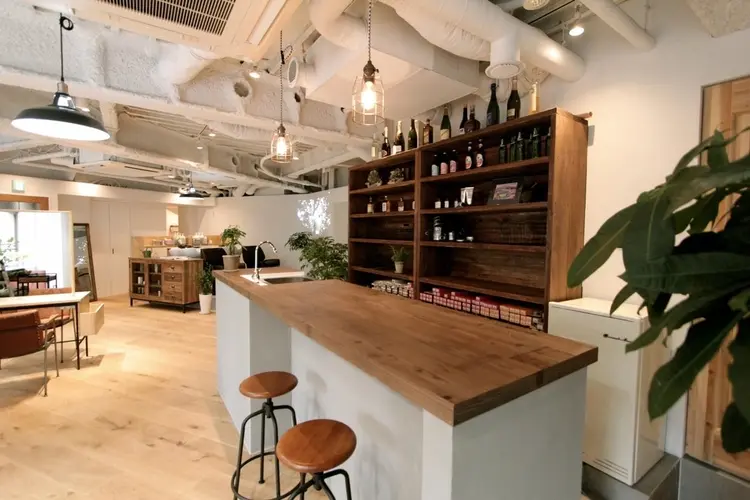 knollの内観・外観1