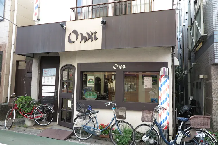 おしゃれさろんオオキの内観・外観1