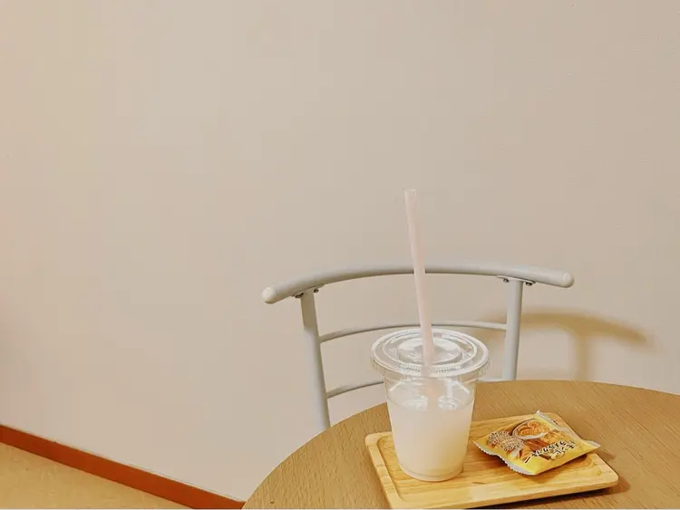 まつげと眉毛のお店emi+の内観・外観2