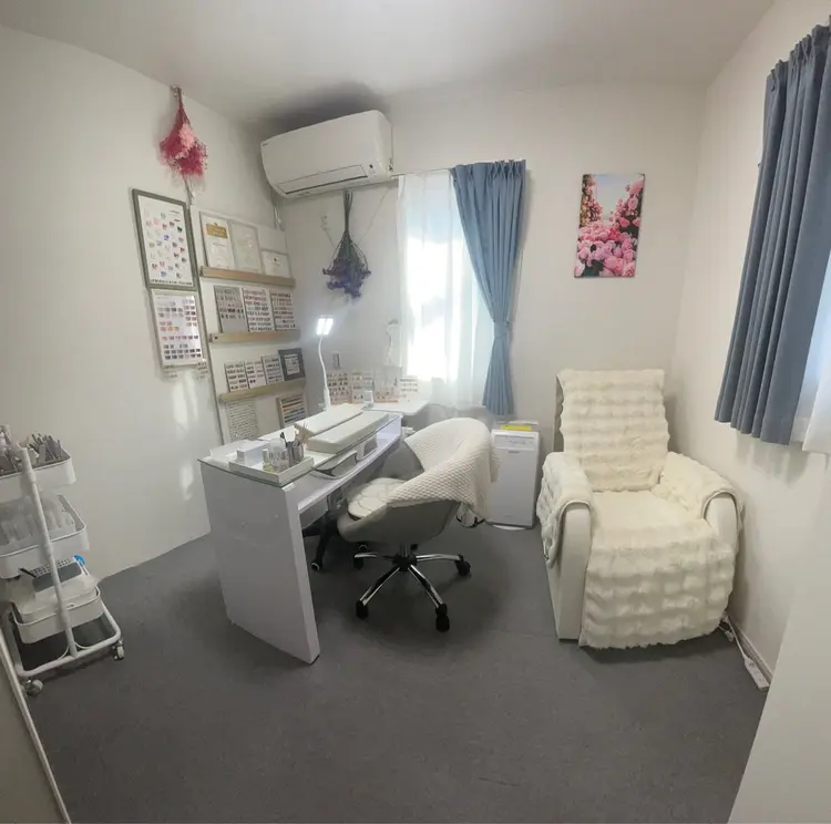 R_nail salonの内観・外観1