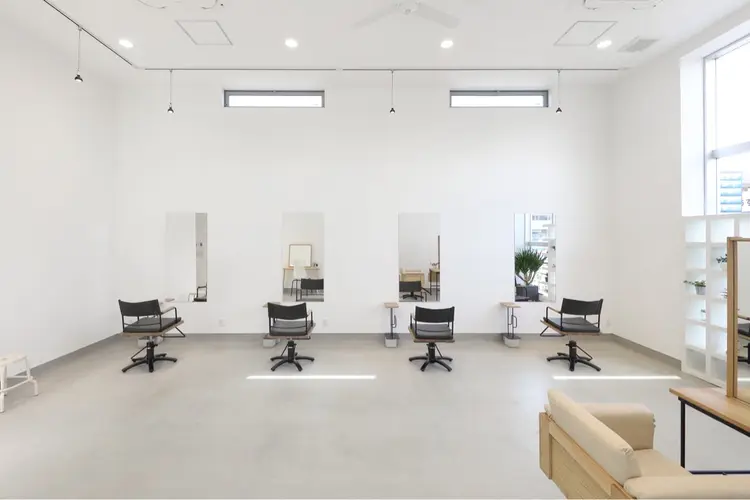 Luzの内観・外観2