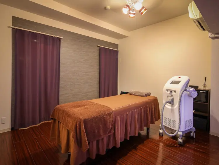 メンズ脱毛専門店　PREVISの内観・外観2