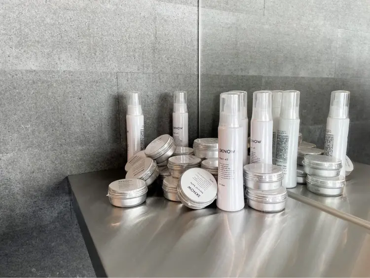 SKNOWの内観・外観3