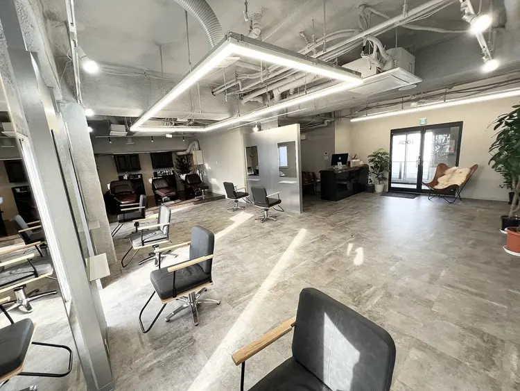 LQQAの内観・外観1