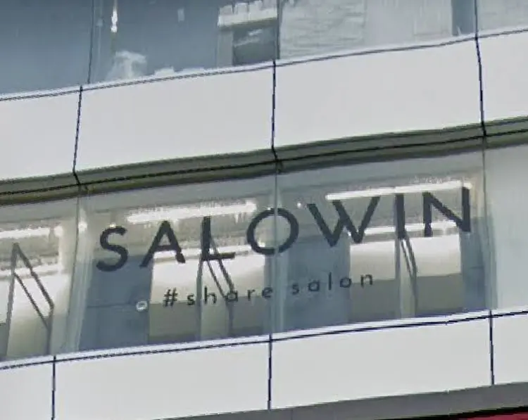 salowin 原宿店の内観・外観1