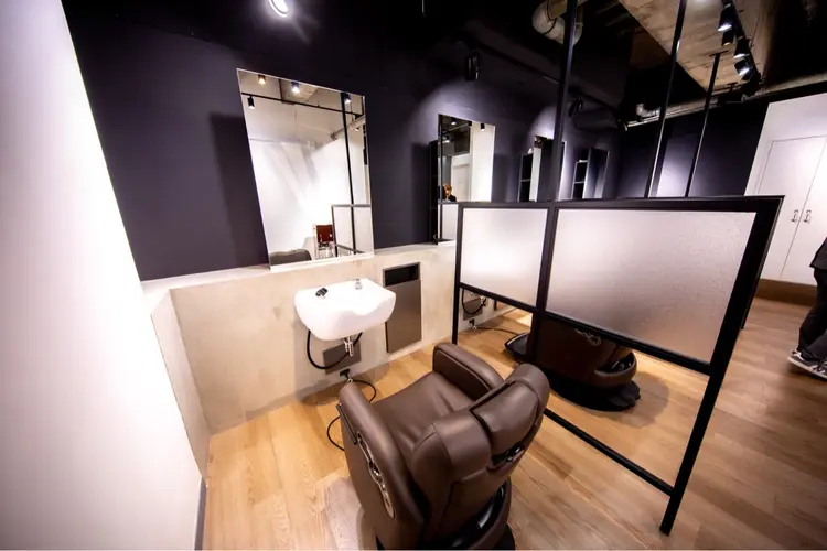 CHROM TOKYO the Barberの内観・外観3