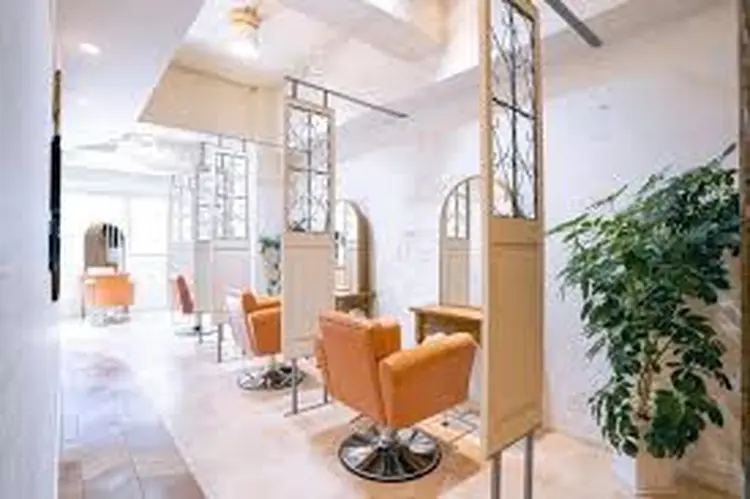 Hair lounge Hapirの内観・外観2