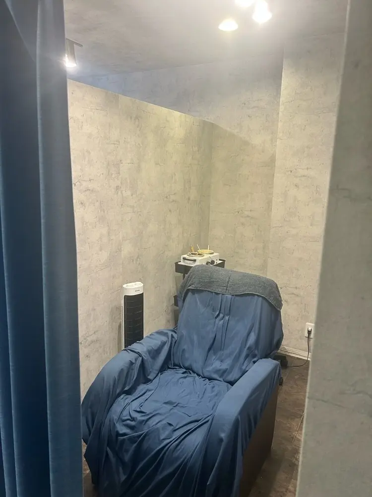 FIRSTの内観・外観3