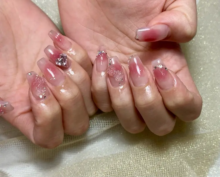 three  0 〜 nail space 〜の内観・外観2
