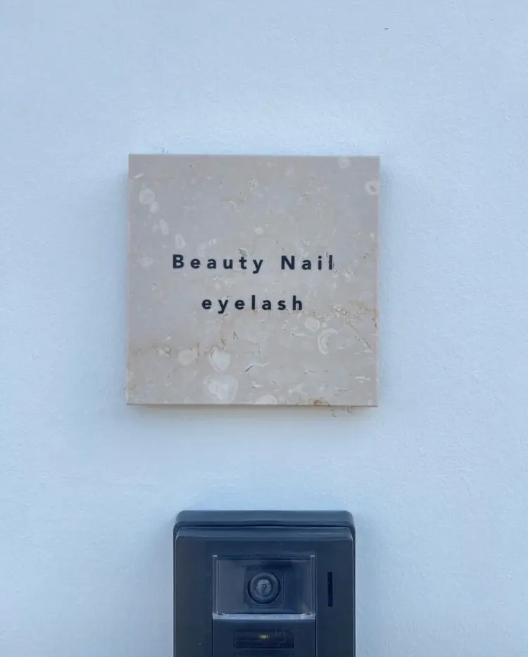 BeautyNaileyelashの内観・外観2