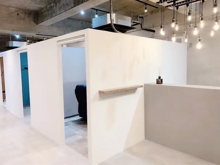 Eyebrow&Eyelash Salon Nine. 【ナイン】 眉毛&まつげ専門店の内観・外観1