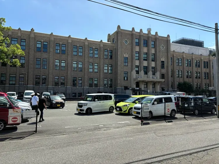 Perl blueの内観・外観3