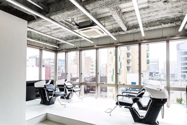 ENGOLの内観・外観1