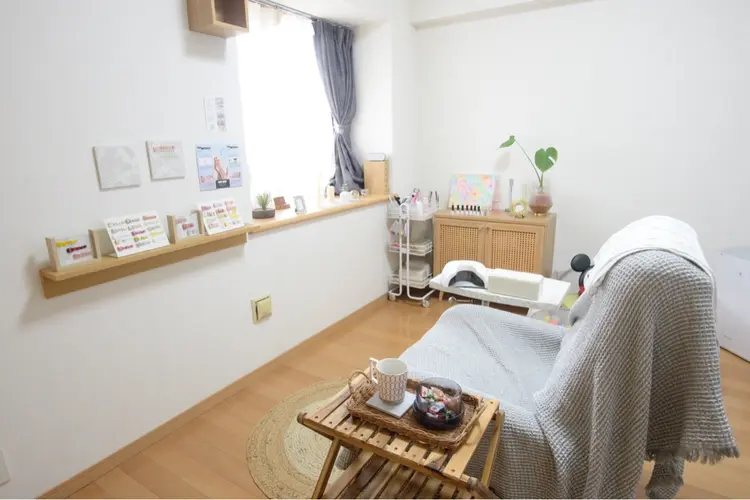 She is.の内観・外観1