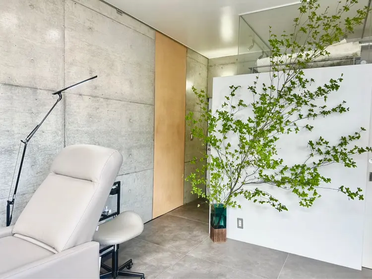 komatsu eyelashの内観・外観2