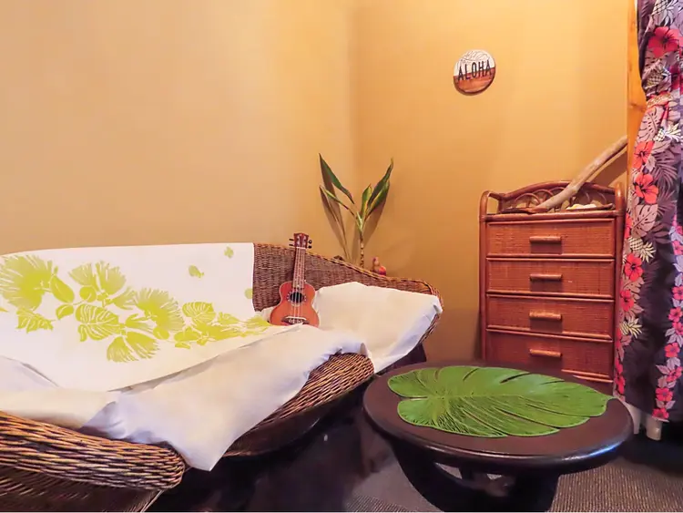 UNWRAP HINA hawaiian Relaxation&Estheticの内観・外観1