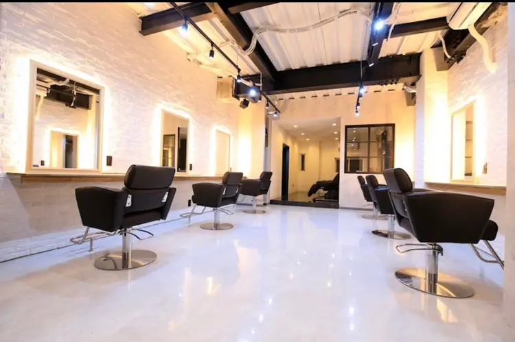 WILLOW'Sの内観・外観2