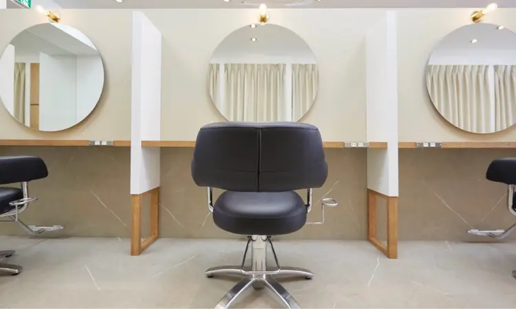 hair  salon speedの内観・外観1