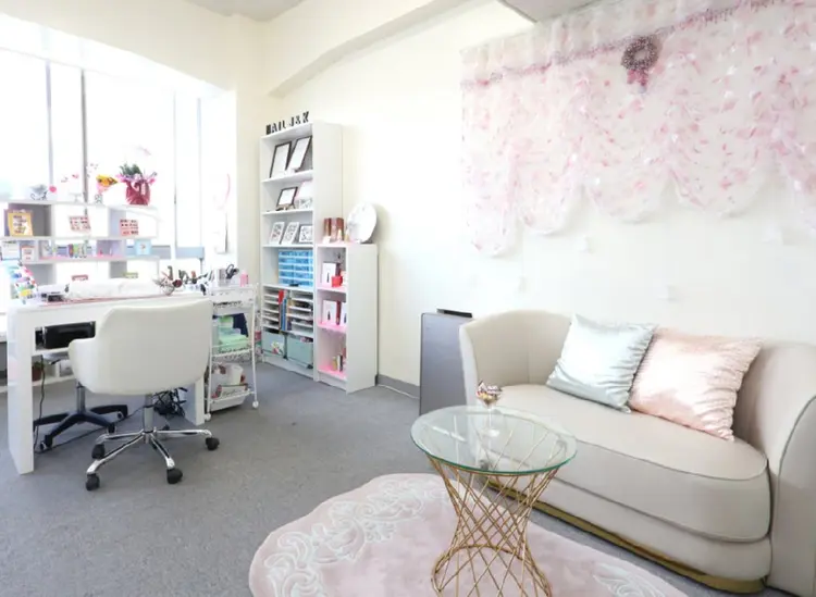 nailsalon J&Kの内観・外観1
