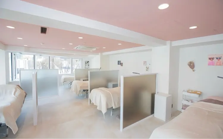 EYE BEAUTY SALON 目彩【meisa】の内観・外観2