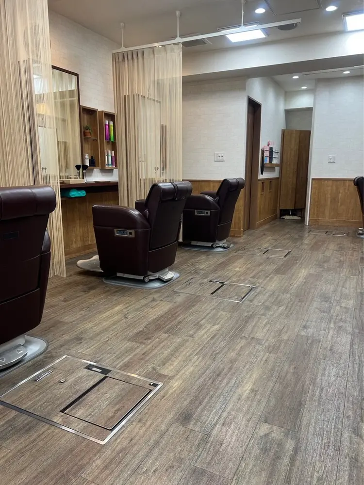 HAIR RESORT CLIPS 武蔵小金井の内観・外観2