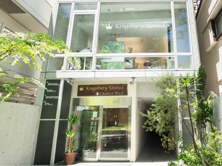 Kingsbury Unitedの内観・外観1