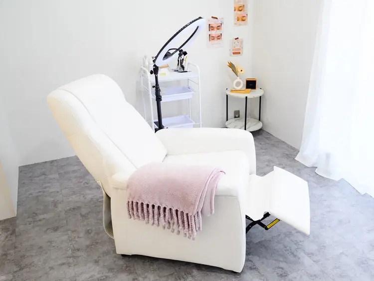 アイブロウサロンeyeroom大宮店の内観・外観3