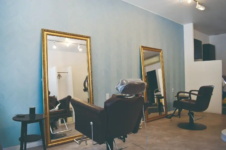 hair　make　izeの内観・外観1