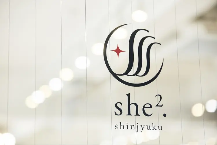 she2.の内観・外観1