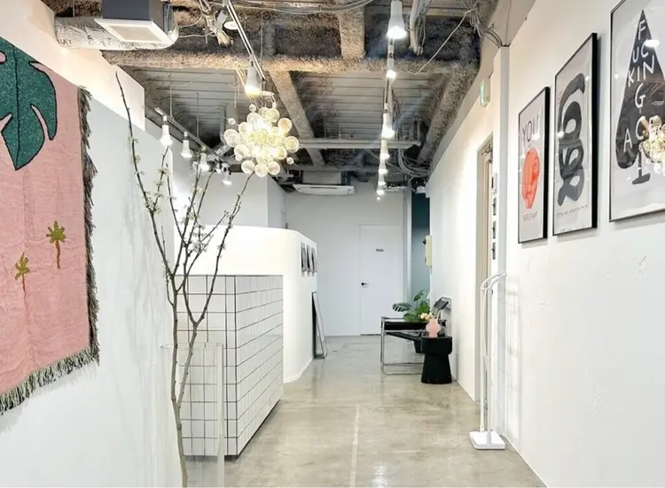 RITZ eyelash&eyebrow専門店 柏店の内観・外観1