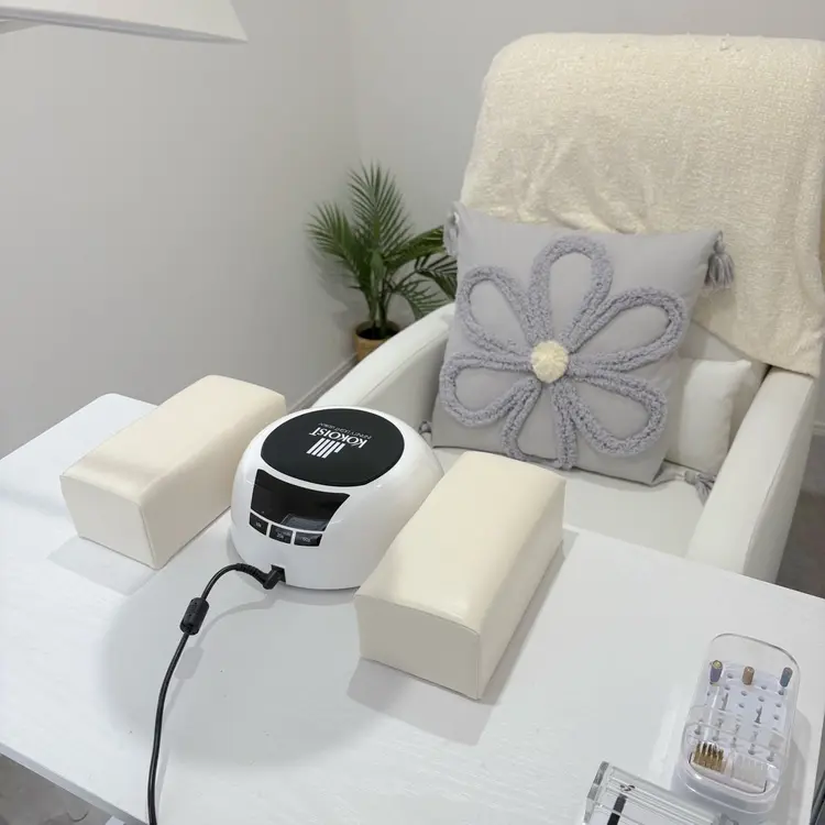 NailSalon noiの内観・外観1