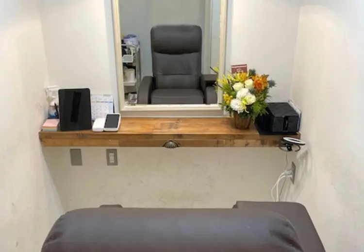 メンズ眉毛サロンラボ【恵比寿代官山本店】〜眉毛カット専門店〜の内観・外観3