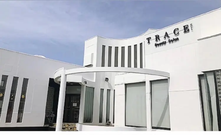 trace半田店の内観・外観1