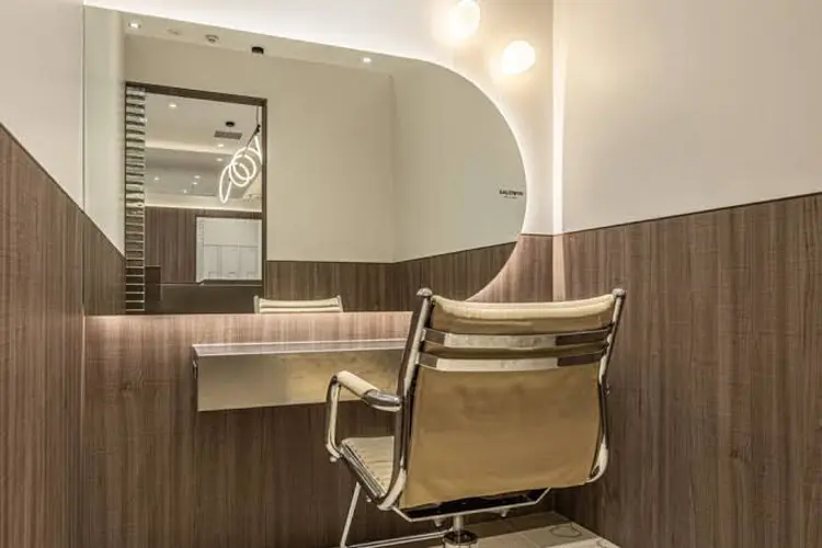 salowin share salon CURA銀座の内観・外観2