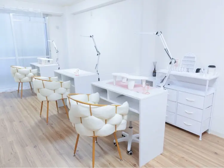 nailsalon RU ALLYの内観・外観1