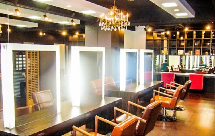 Bless hair &spaの内観・外観2