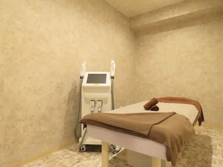 脱毛・アイブロウ専門店 Cele【セレ】の内観・外観3