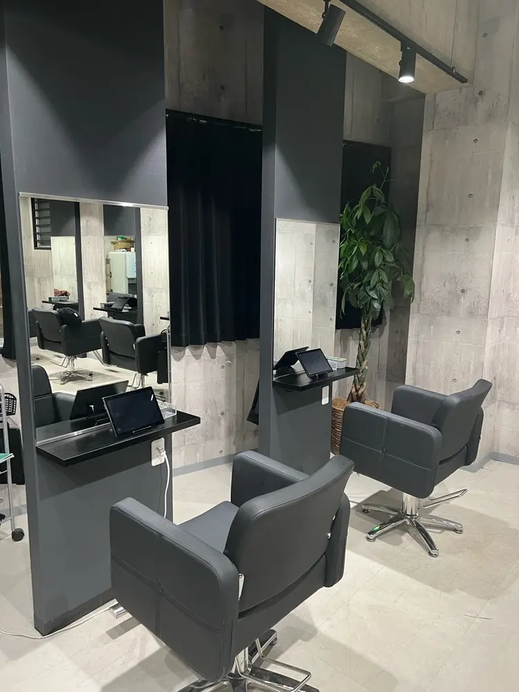 _WHITE京橋店の内観・外観3