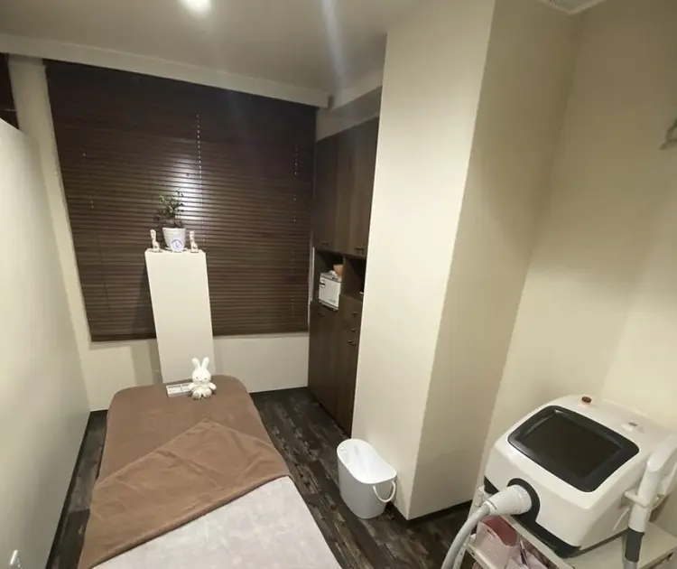 骨盤矯正フィジーク大宮の内観・外観2