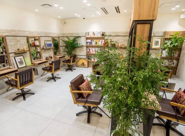 cover hair bliss 川口東口SOGO店の内観・外観2