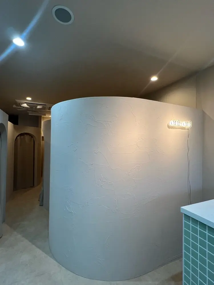 oui-ouiの内観・外観2