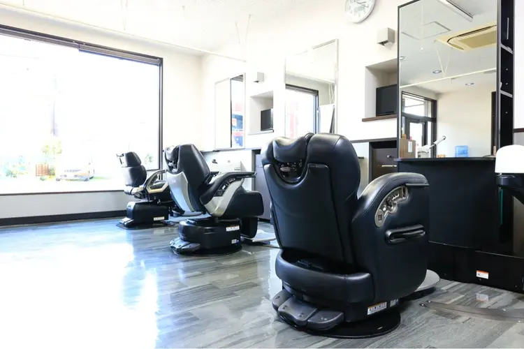 K-FACTORY狭山ヶ丘店の内観・外観2