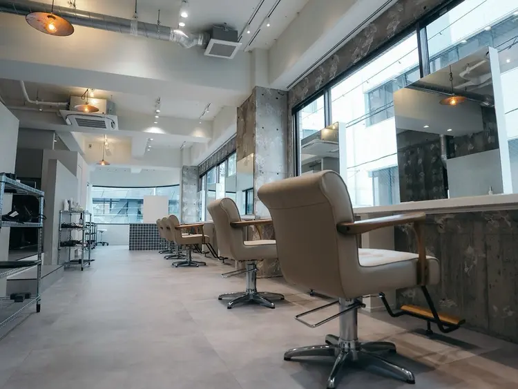 FIX hairの内観・外観2