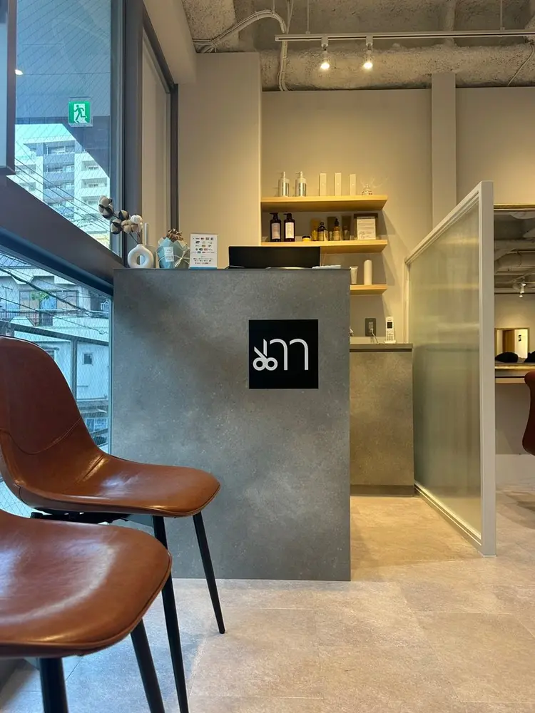 marfe天王寺 髪質改善/ケアブリーチ/レイヤーカット/ショート【マルフェ】の内観・外観3